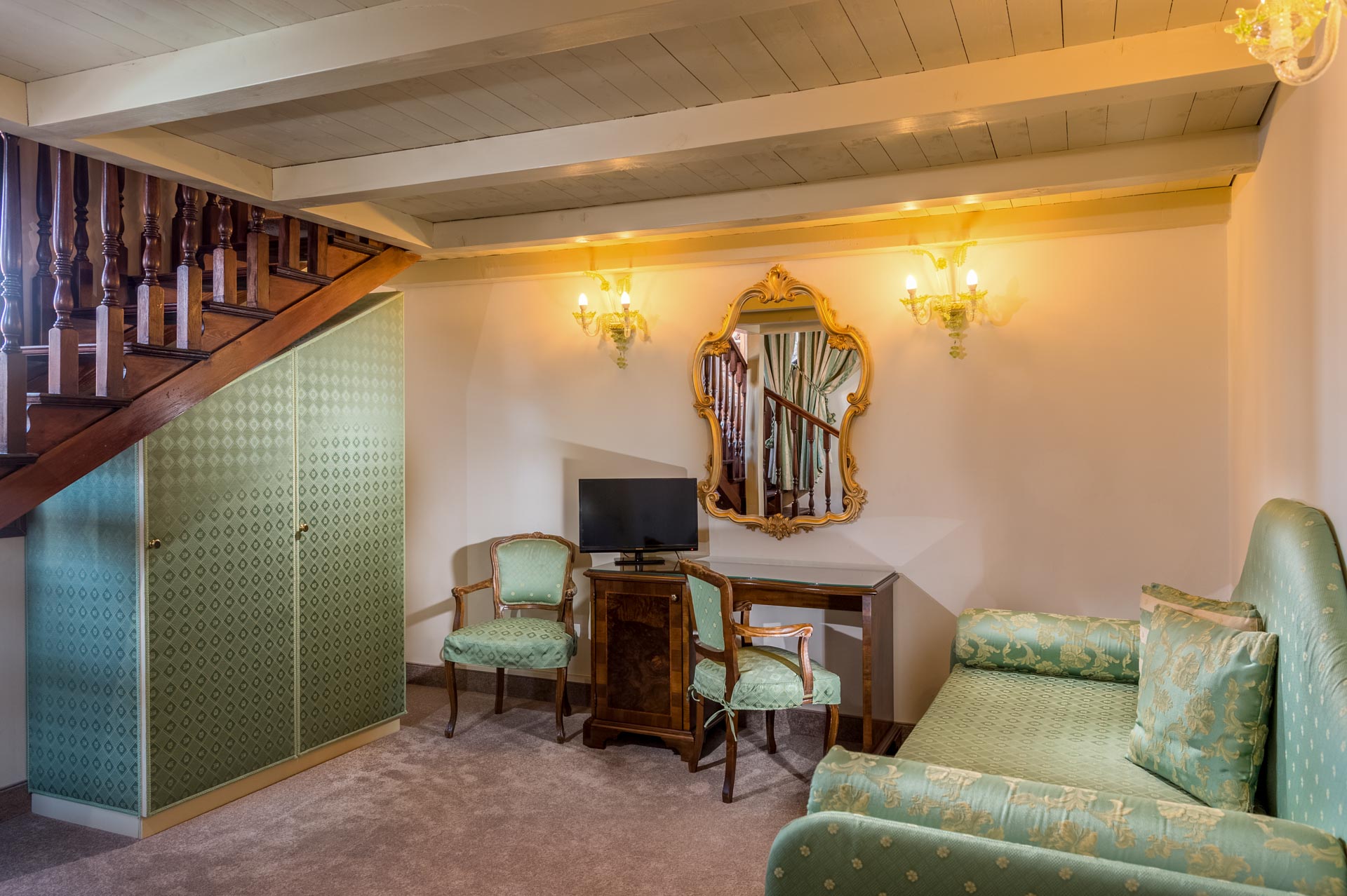 Giorgione Hotel-Junior suite sa terasom.jpg