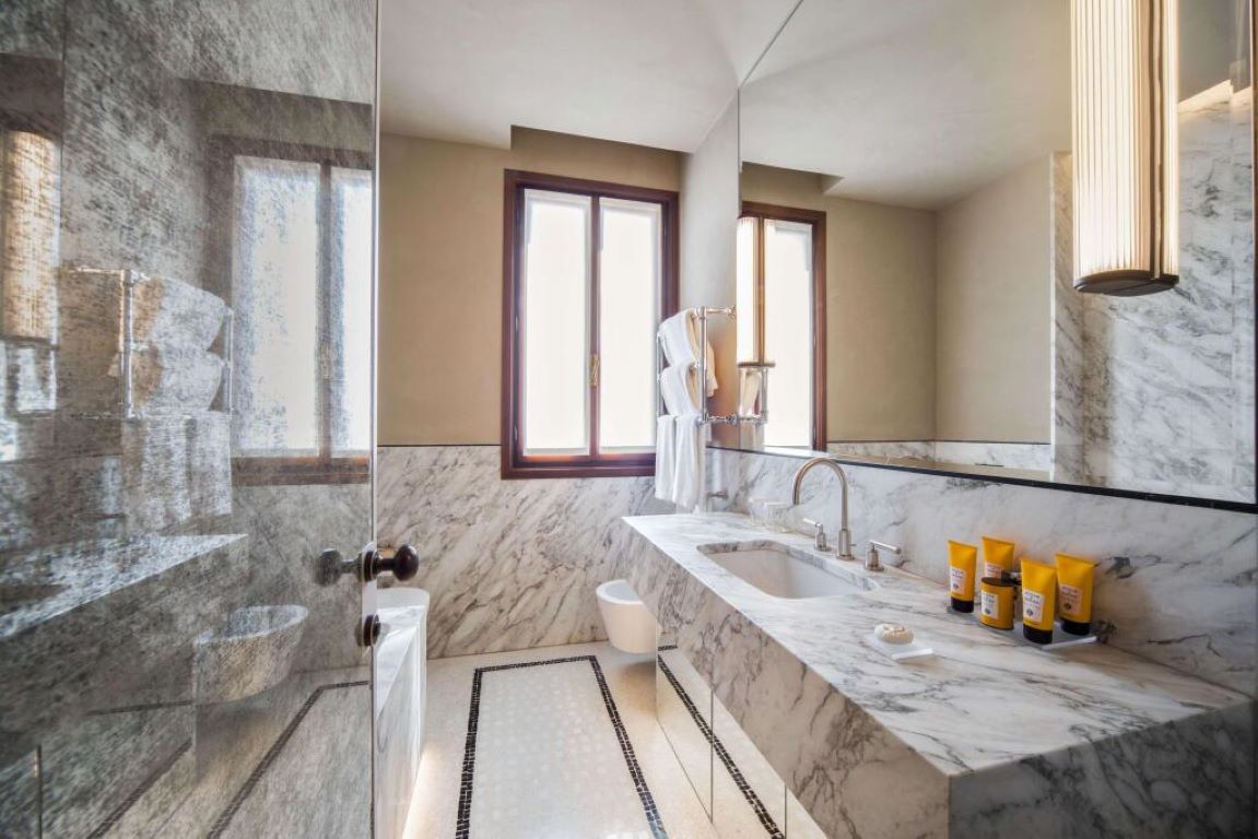 NH Collection Venezia Grand Hotel Palazzo dei Dogi-Kupatilo.jpg