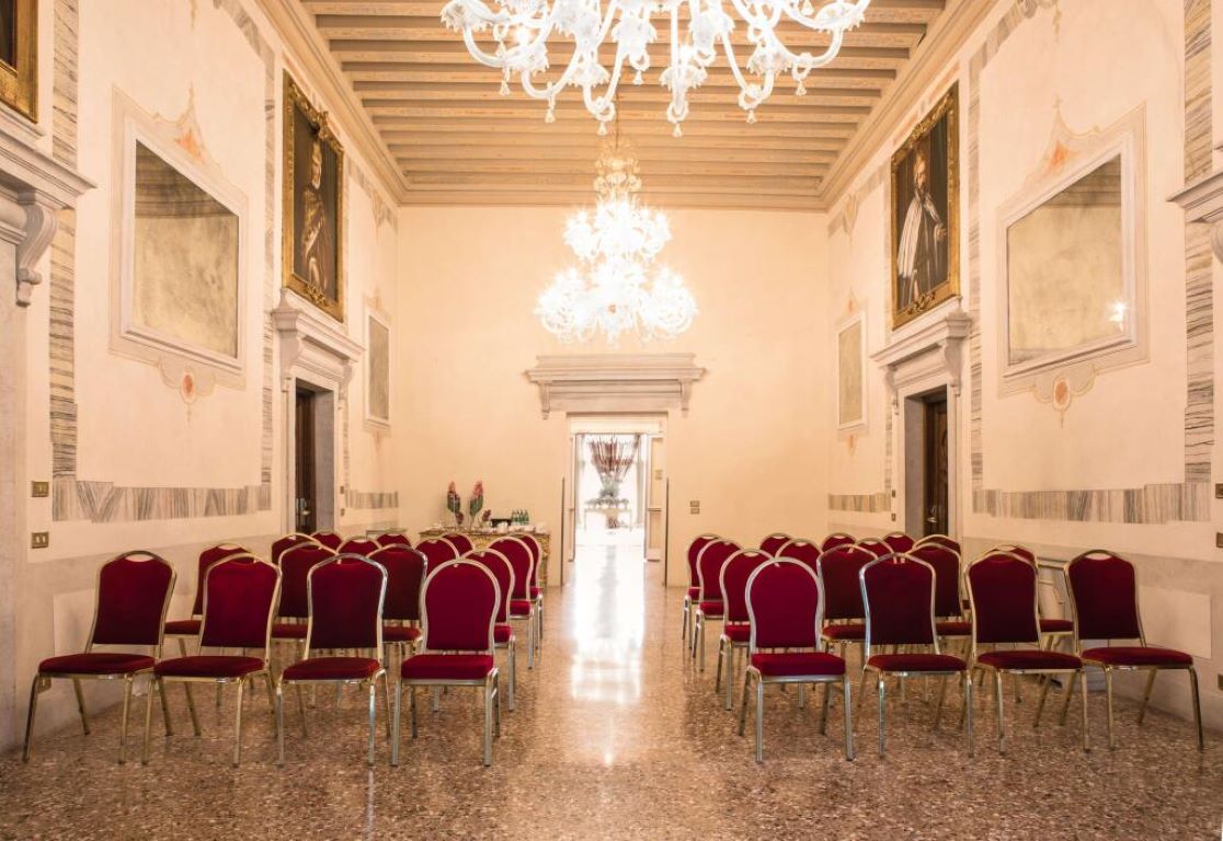 NH Collection Venezia Grand Hotel Palazzo dei Dogi-Sala za sastanke.jpg