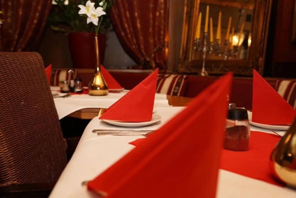 Hotel Villa Oriental & Restaurant-Restoran.jpg