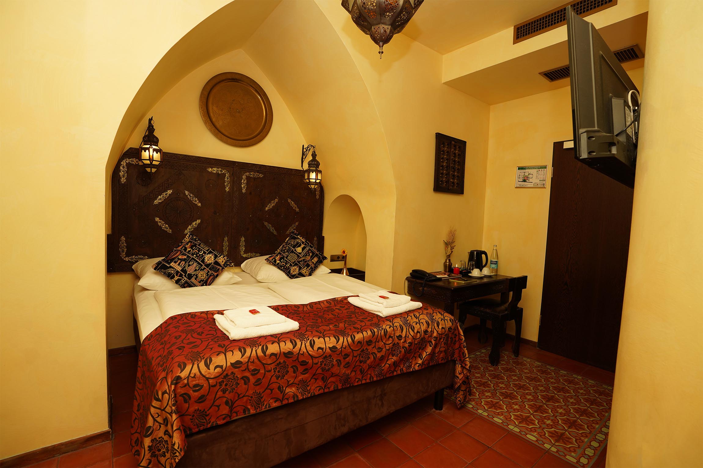 Hotel Villa Oriental & Restaurant-Standardna soba.jpg
