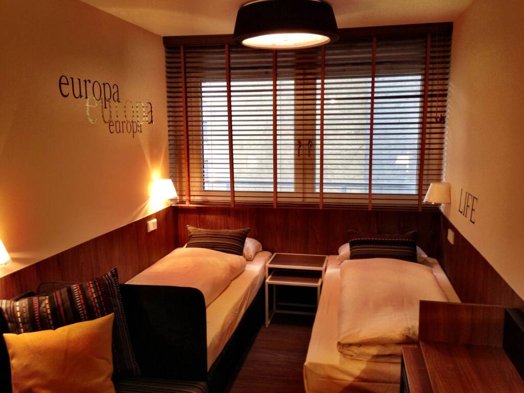 Europa Life Hotel-Economy soba.jpeg