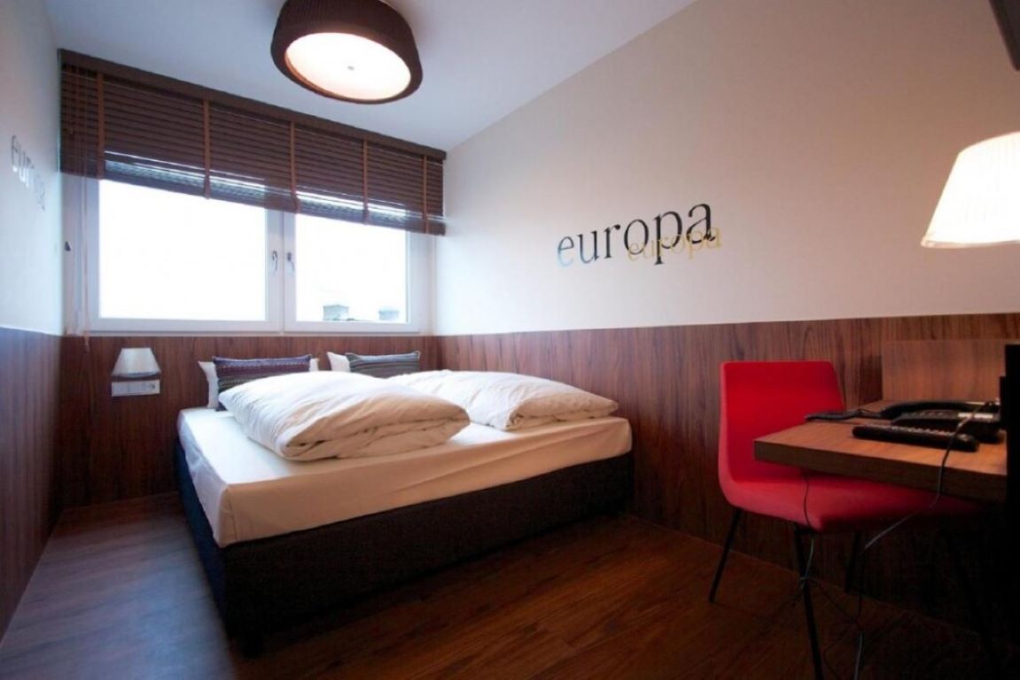Europa Life Hotel-Standardna soba.jpg