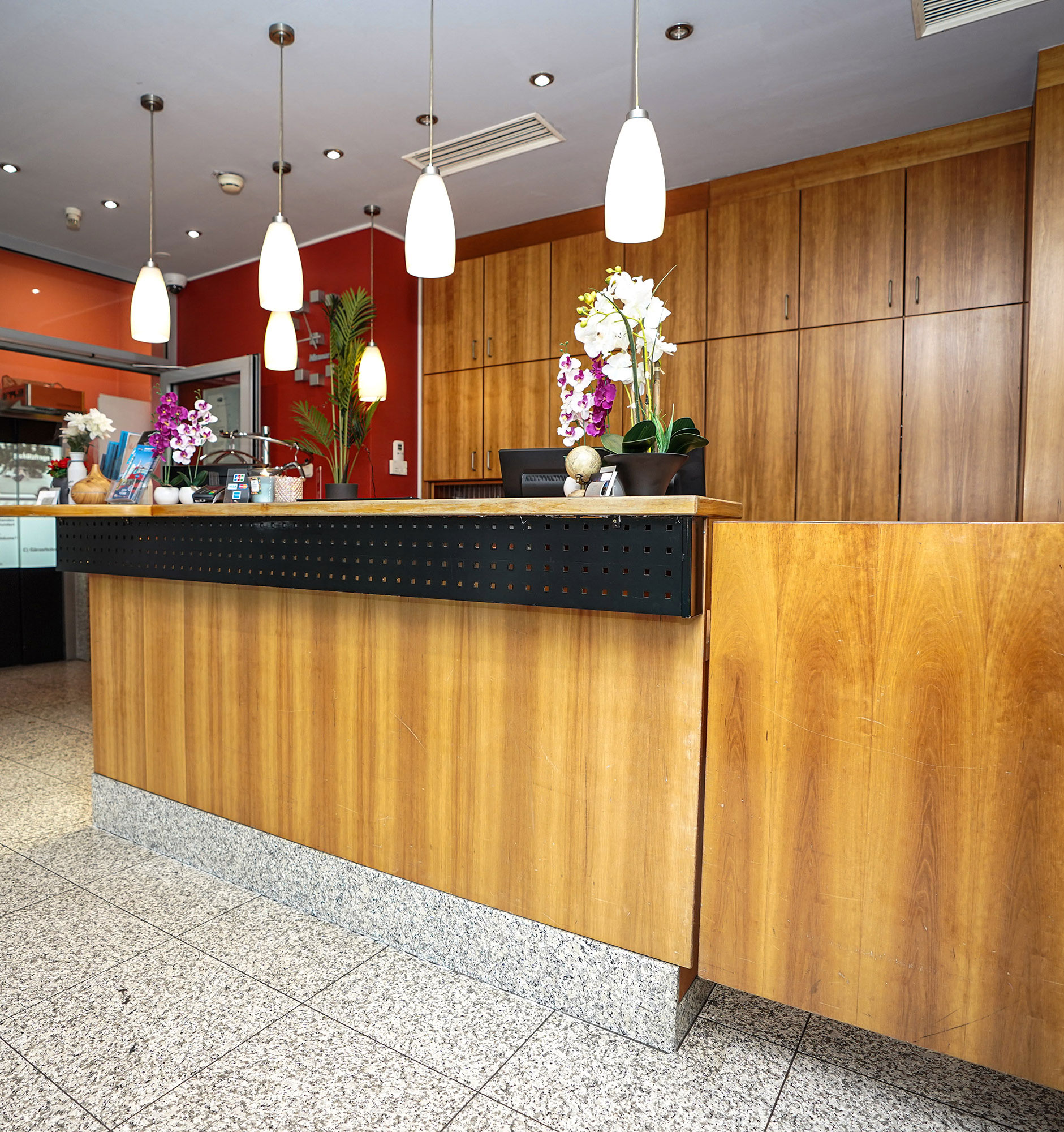 Miramar am Romer Hotel-Recepcija.jpg