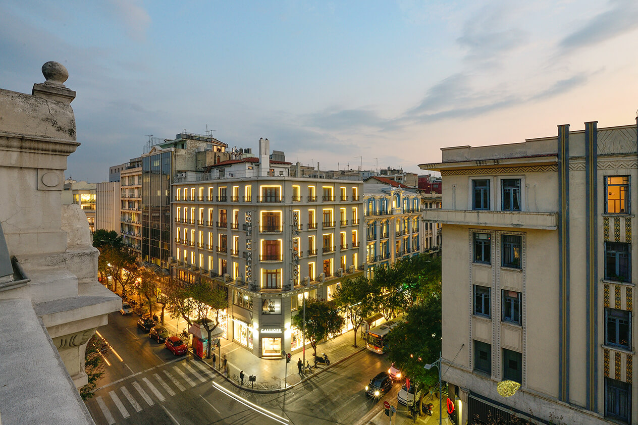 Le Palace Hotel-Nocni izgled.jpg