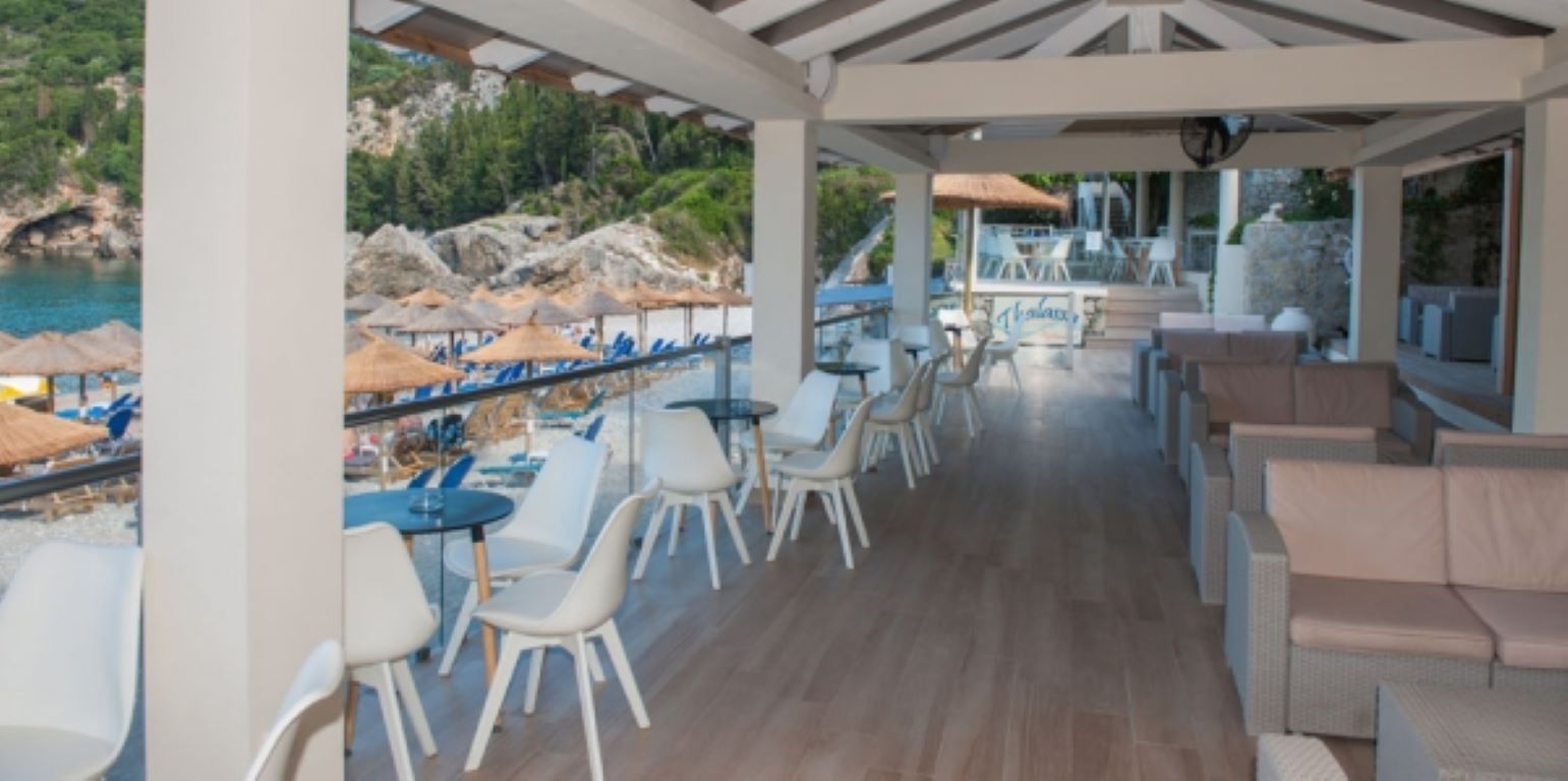 Ninos Blue Princes Beach Hotel-Bar.jpg