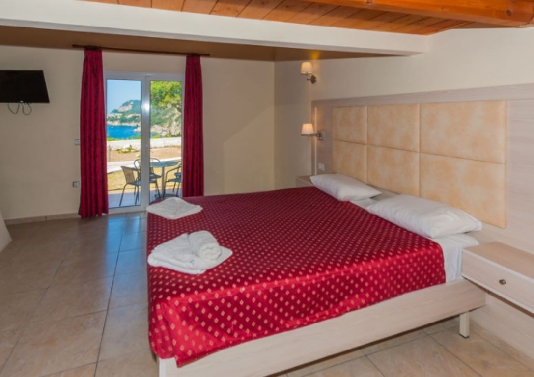 Ninos Blue Princes Beach Hotel-Masionette pogled more.jpg