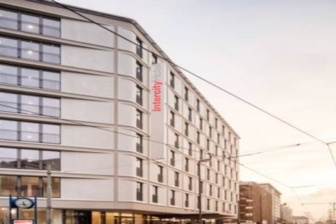 IntercityHotel Frankfurt Hauptbahnhof Sud-Zgrada hotela.jpg