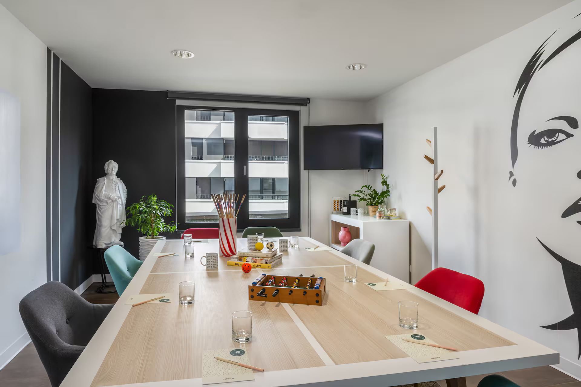 Innside by Melia Frankfurt Ostend-Sala za sastanke.jpg