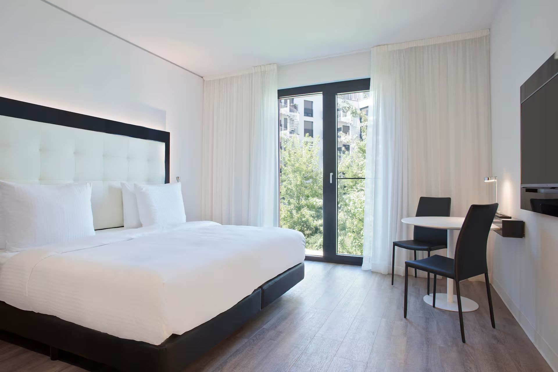 Innside by Melia Frankfurt Ostend-The Innside soba.jpg