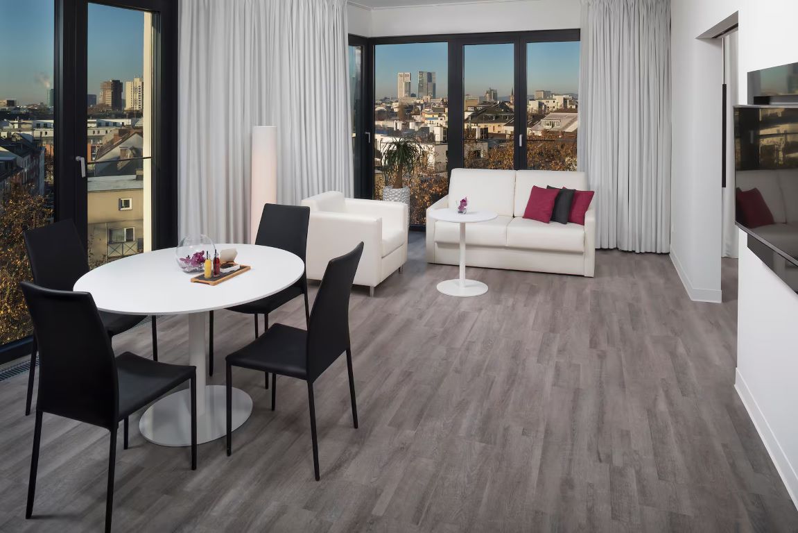 Innside by Melia Frankfurt Ostend-The Loft.jpg
