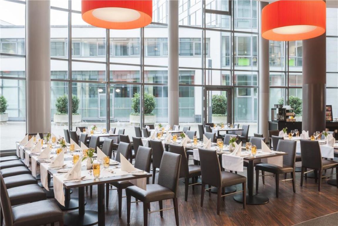 NH Dusseldorf City-Glavni restoran.jpg