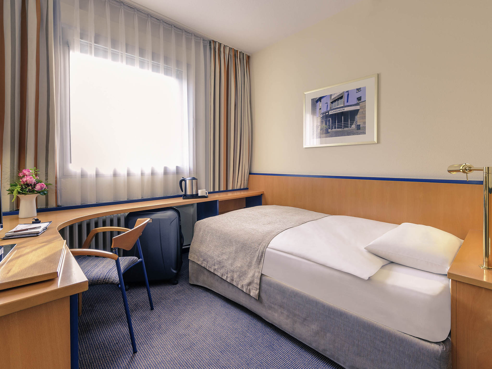 Mercure Dusseldorf City Center-Jednokrevetna soba.jpg