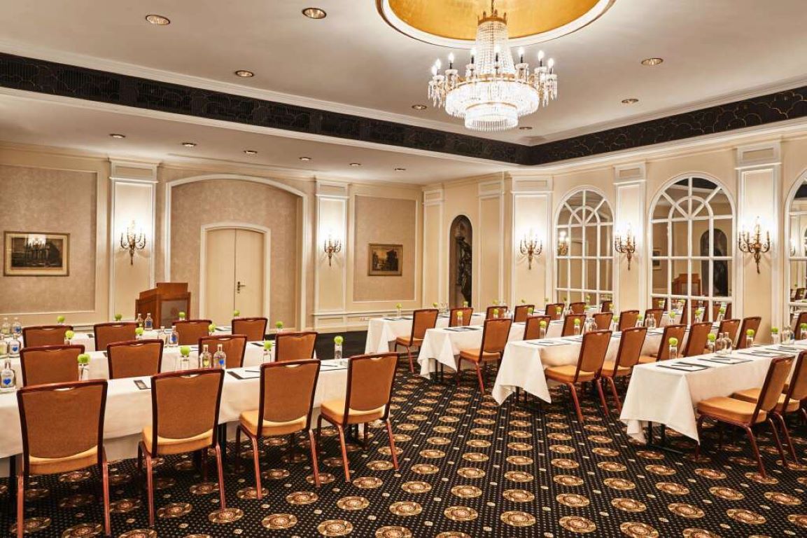 Steigenberger Icon Parkhotel Dusseldorf-Sala za sastanke.jpg