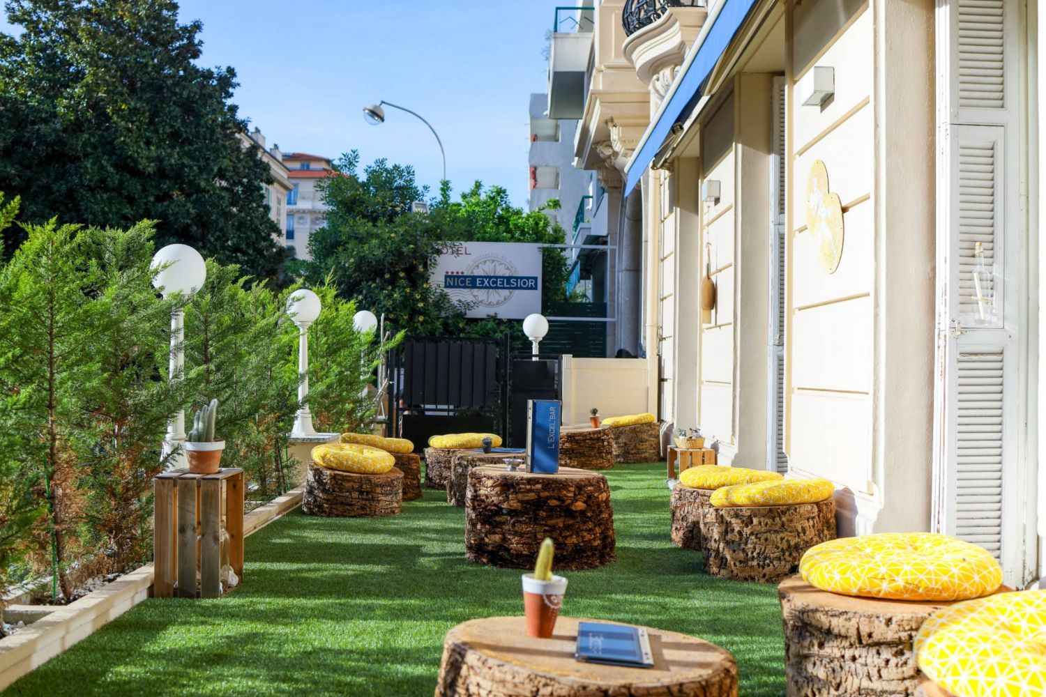 Hotel Excelsior by HappyCulture-Basta hotela.jpg
