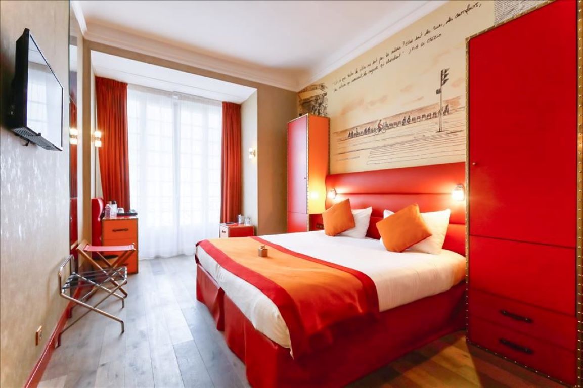 Hotel Excelsior by HappyCulture-Superior soba.jpg