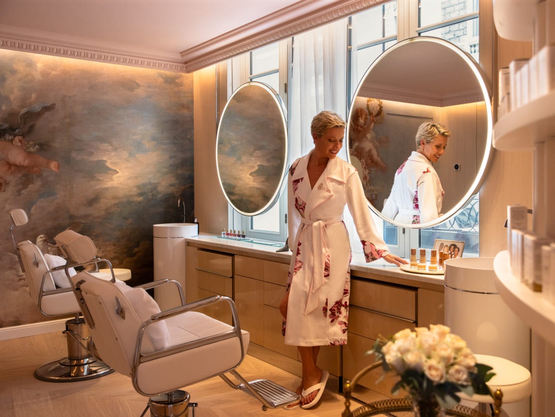 Le Negresco Hotel-Kozmeticki salon.jpg