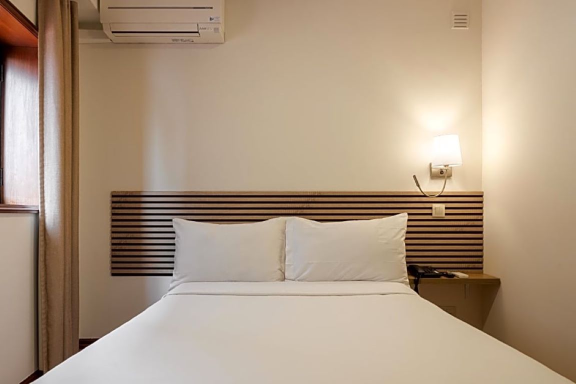 Hotel la Bolsa-Standardna soba.jpg