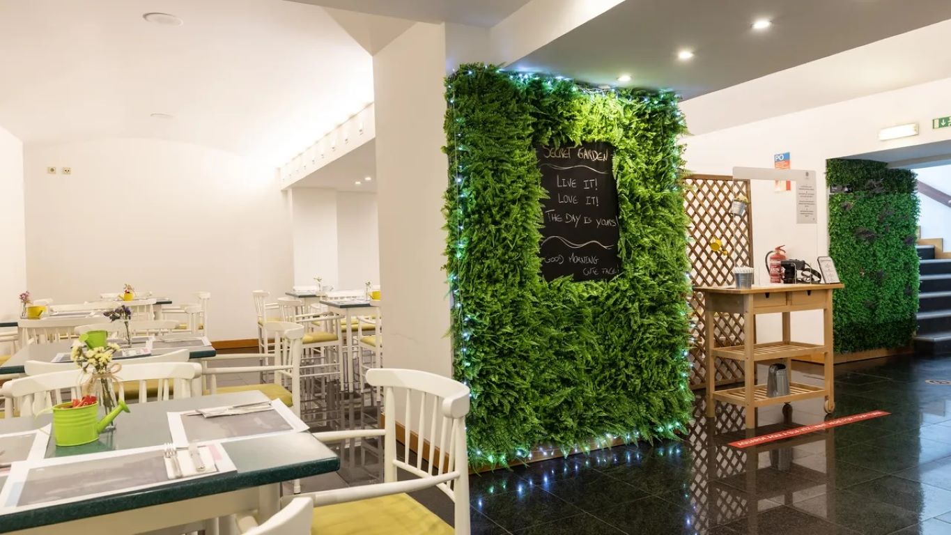 Legendary Porto Hotel-Restoran.jpg