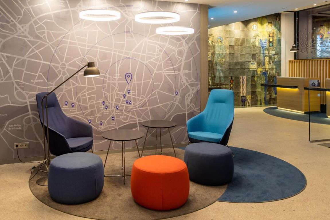Holiday Inn Express Porto City Center-Recepcija.jpg