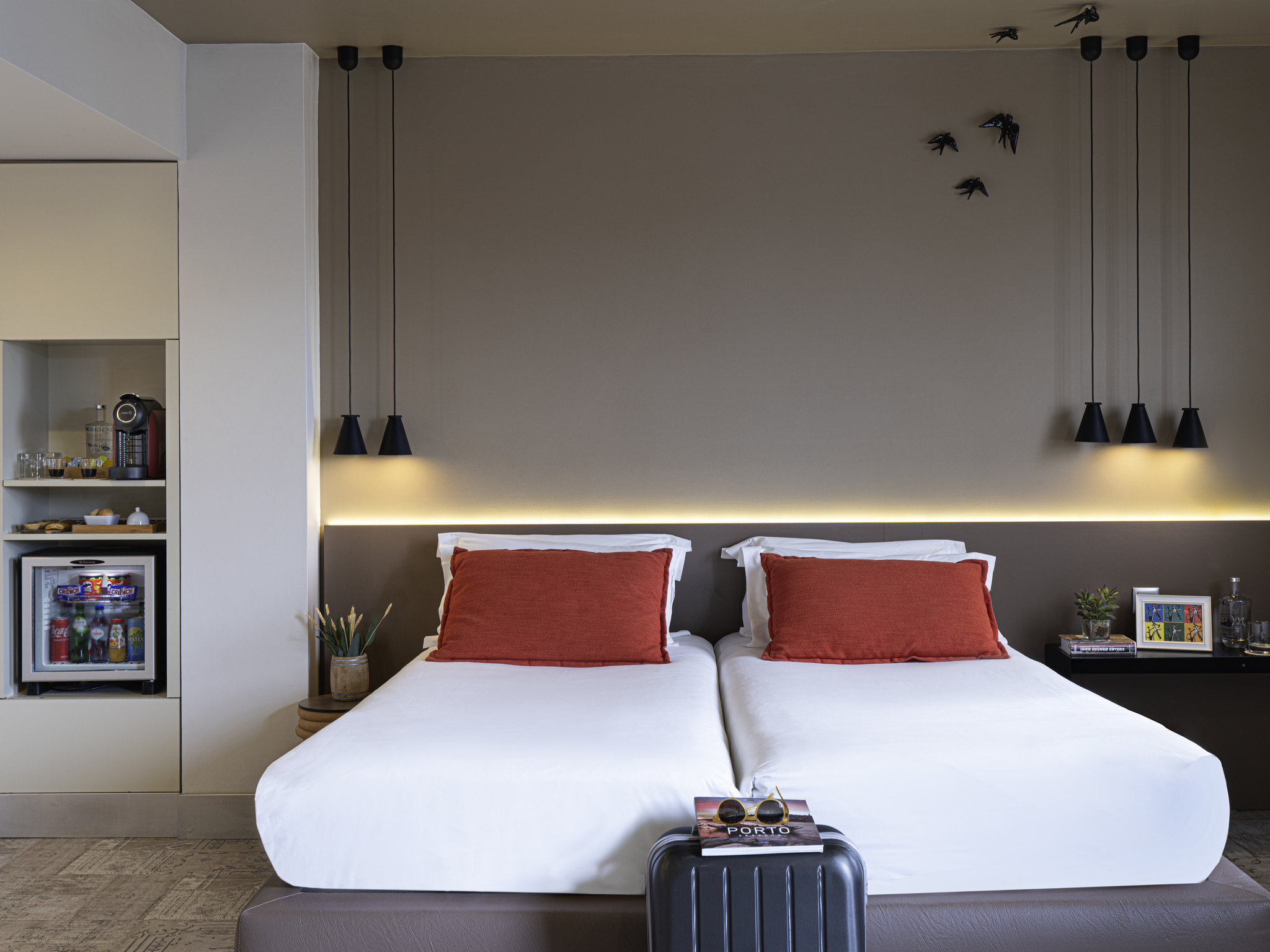 Mercure Porto Centro Santa Catarina-Classic trokrevetna soba.jpg
