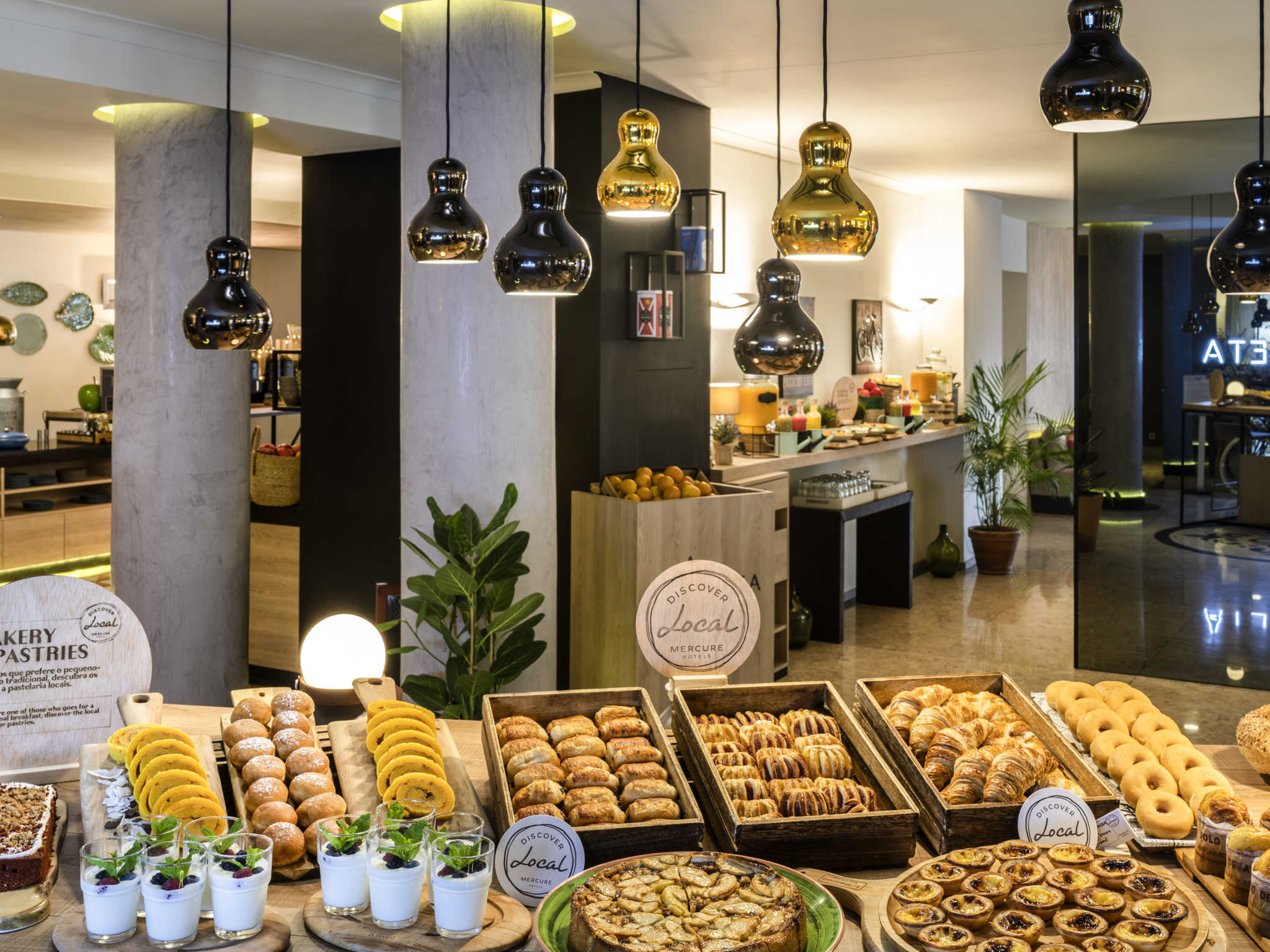 Mercure Porto Centro Santa Catarina-Dorucak.jpg