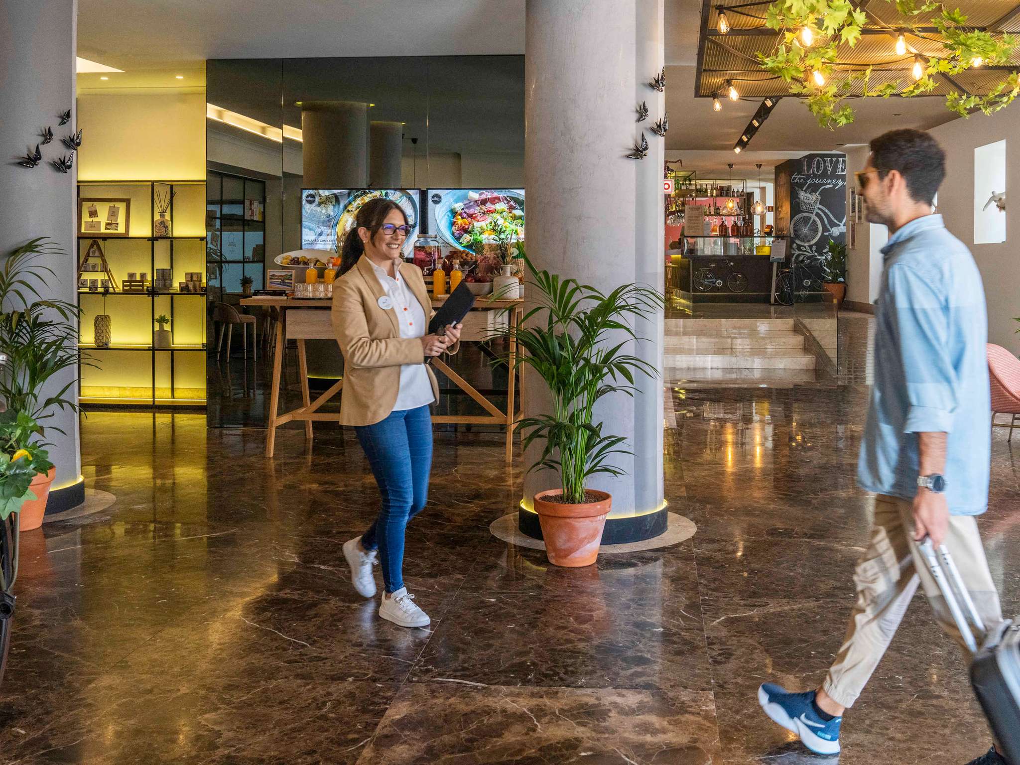 Mercure Porto Centro Santa Catarina-Enterijer hotela.jpg