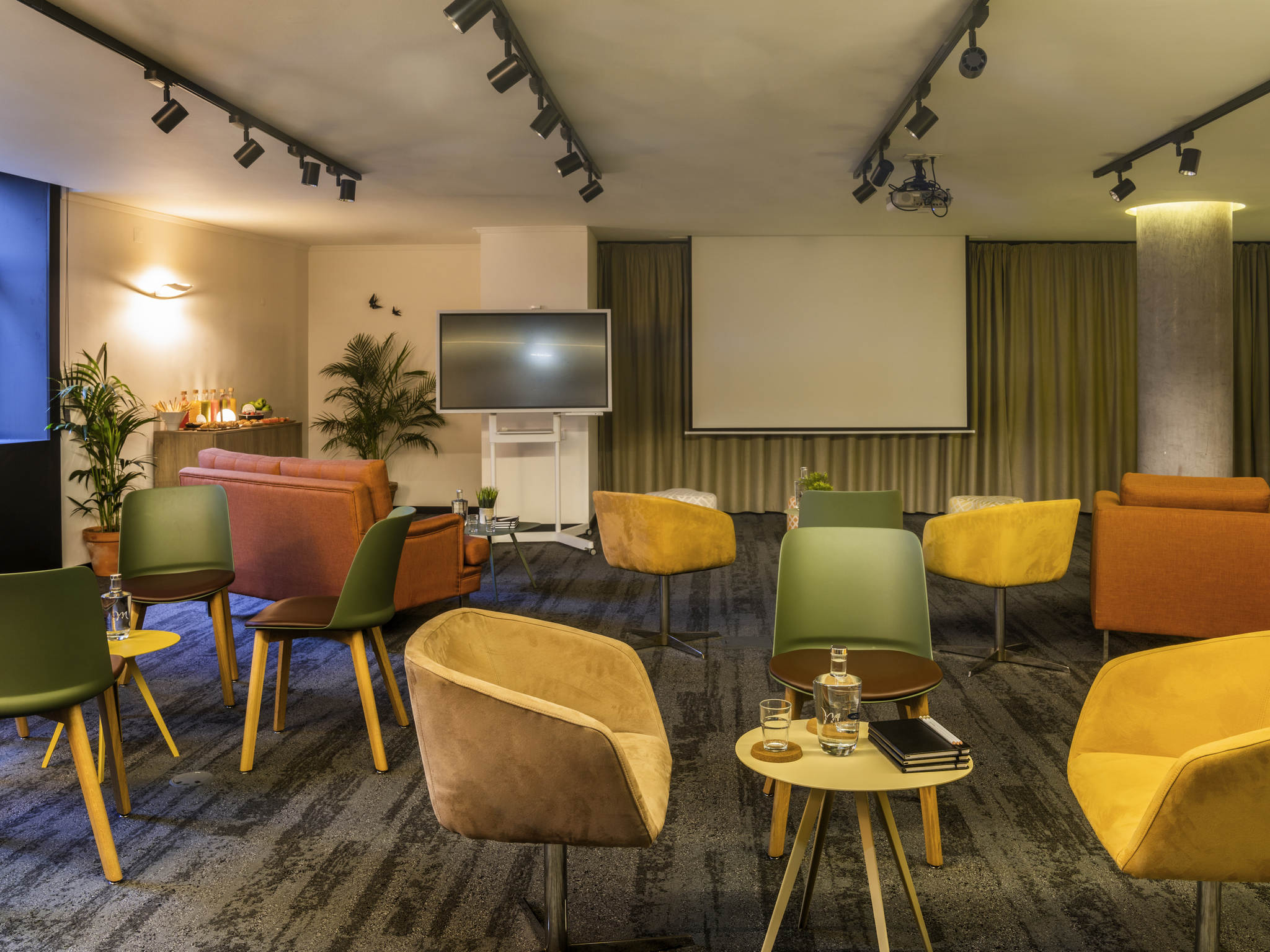 Mercure Porto Centro Santa Catarina-Sala za sastanke.jpg