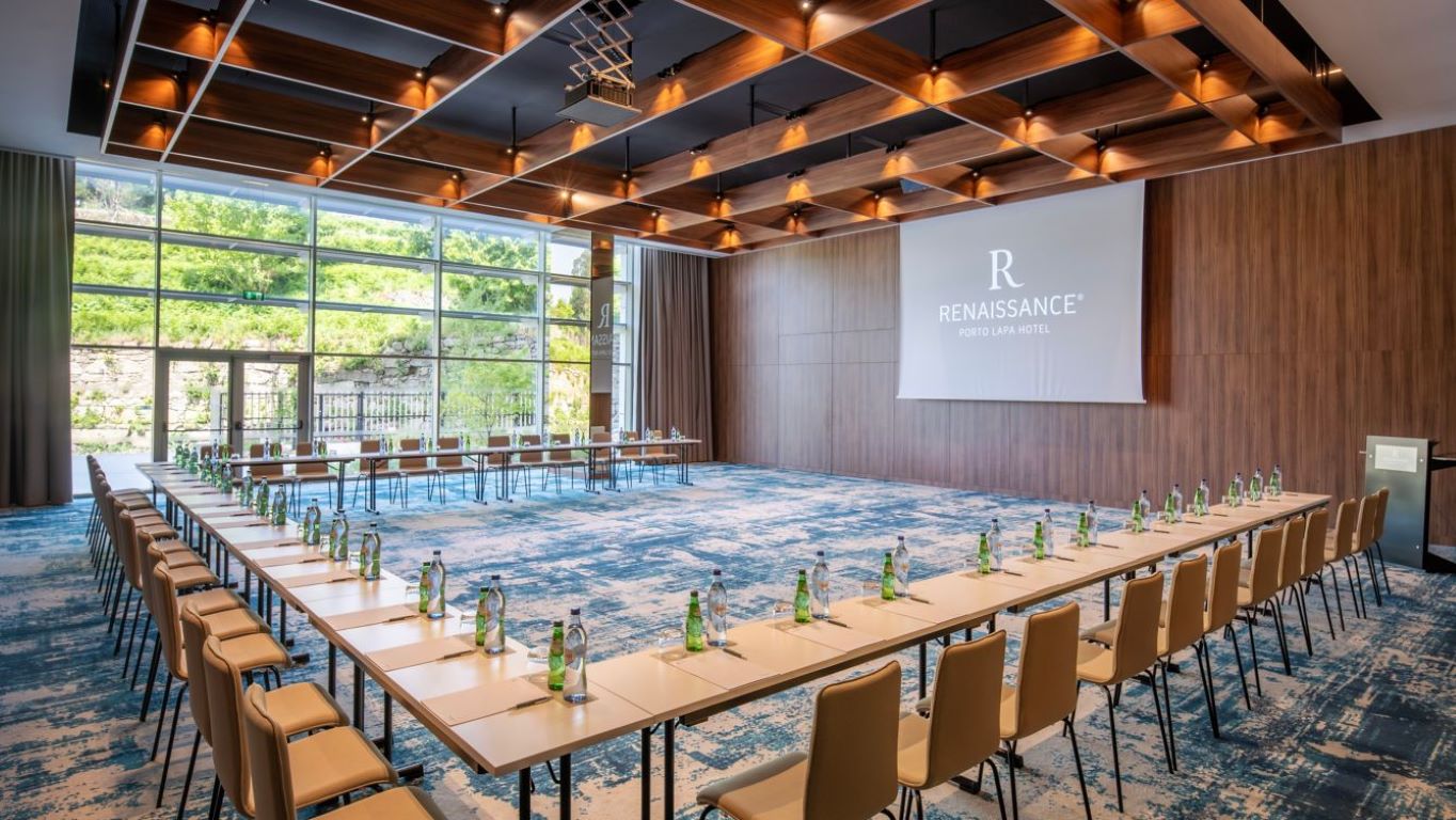 Renaissance Porto Lapa Hotel-Sala za konferencije.jpg