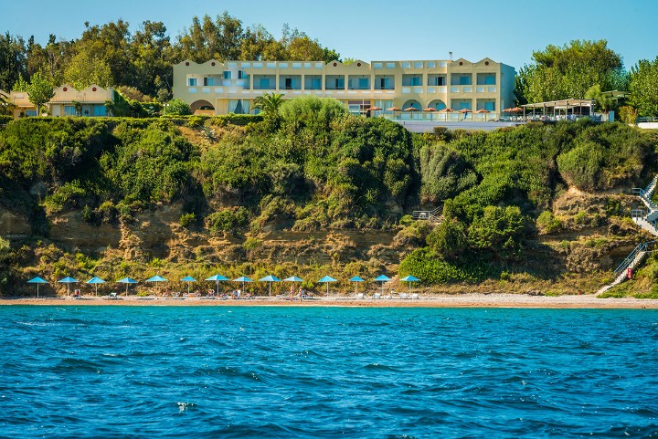 Niforeika Beach hotel.jpg