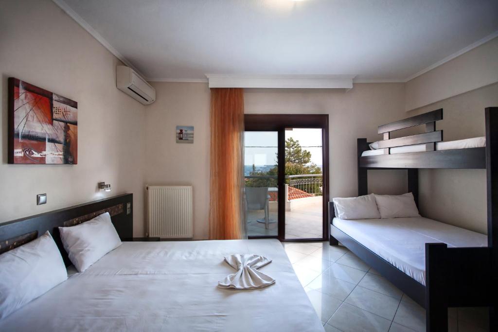 family room side sea view