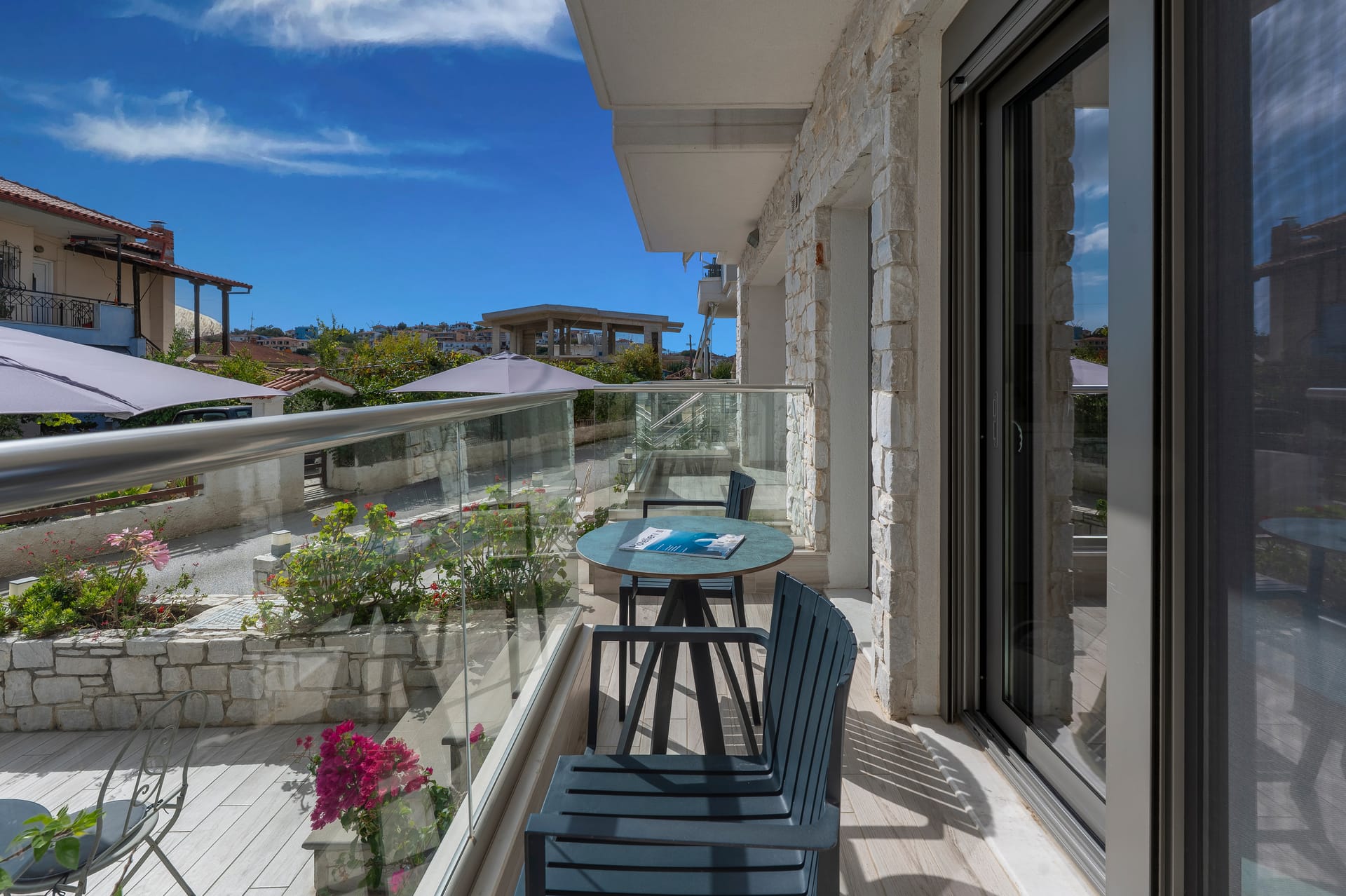 Tiara Holidays - Imagine Studios balkon