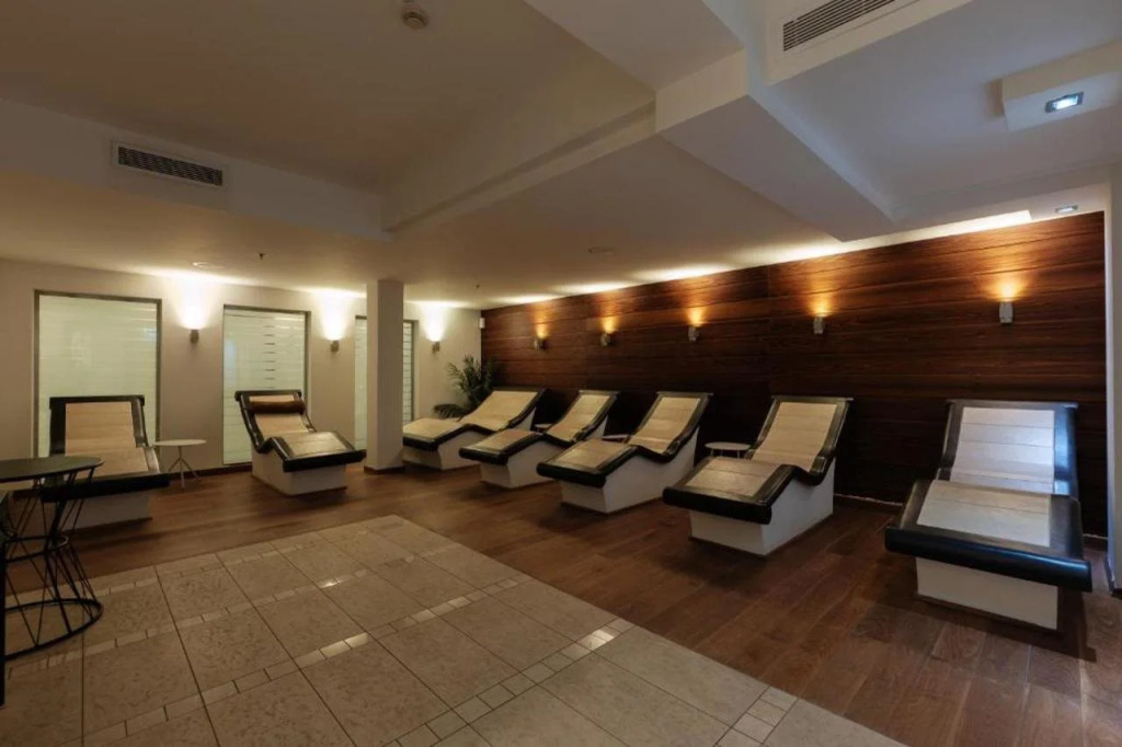 Tiara Holidays - Eurostars Queen of Montenegro - spa