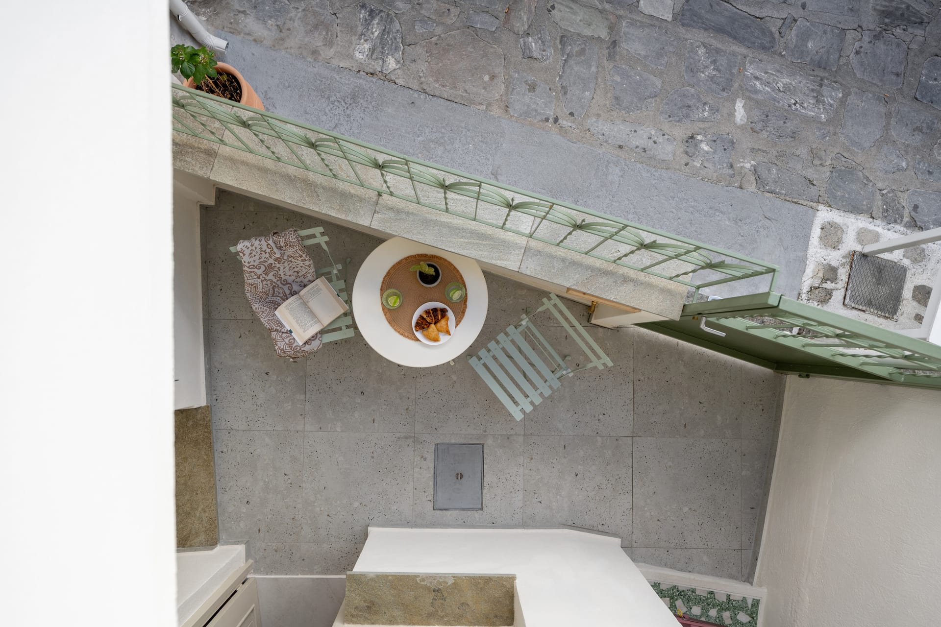 Capella Skiathos Residences terasa