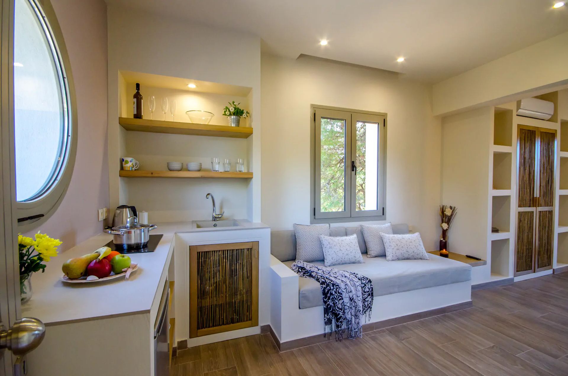 FOREST RESORT studio