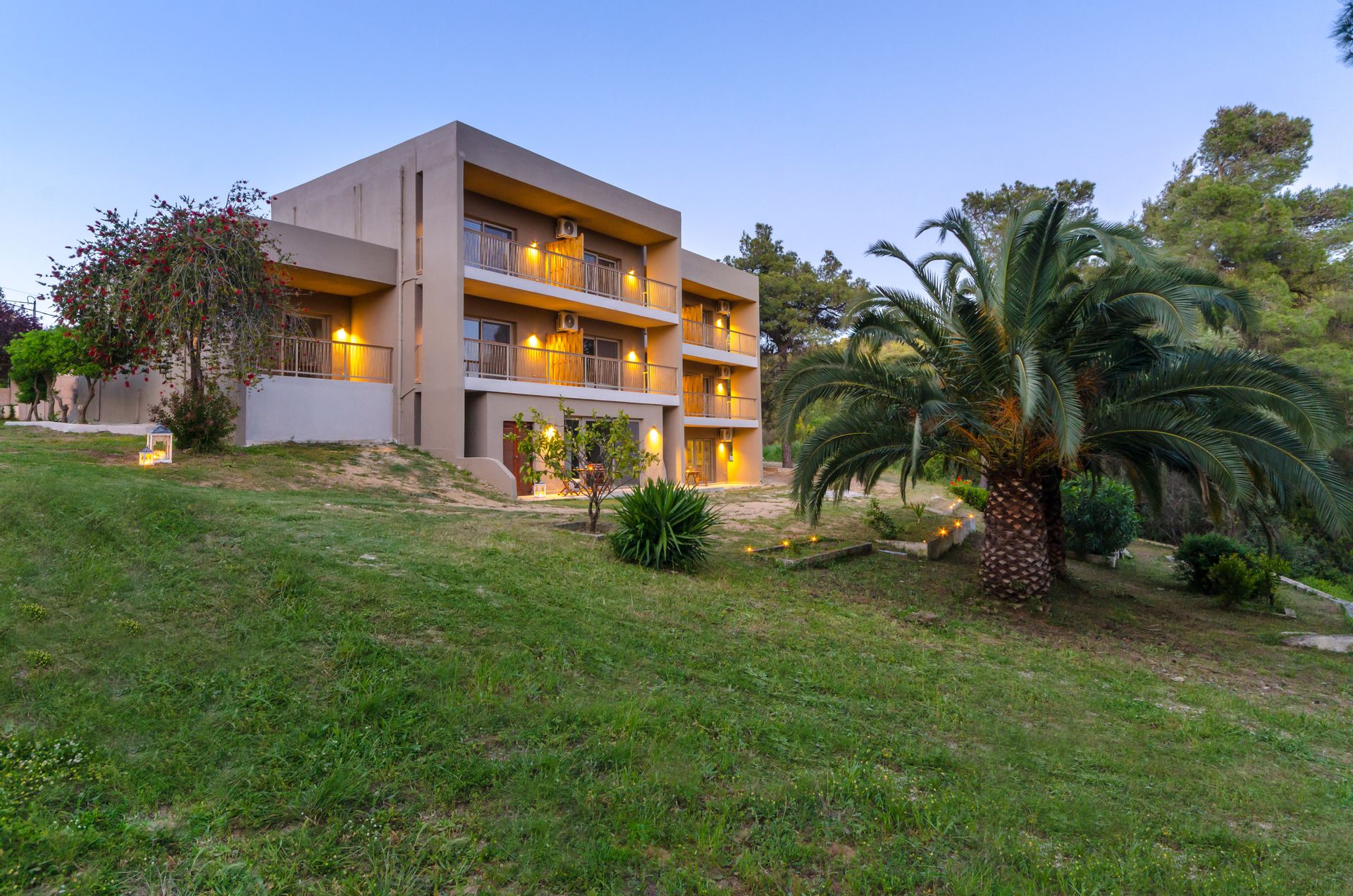 FOREST RESORT dvorište