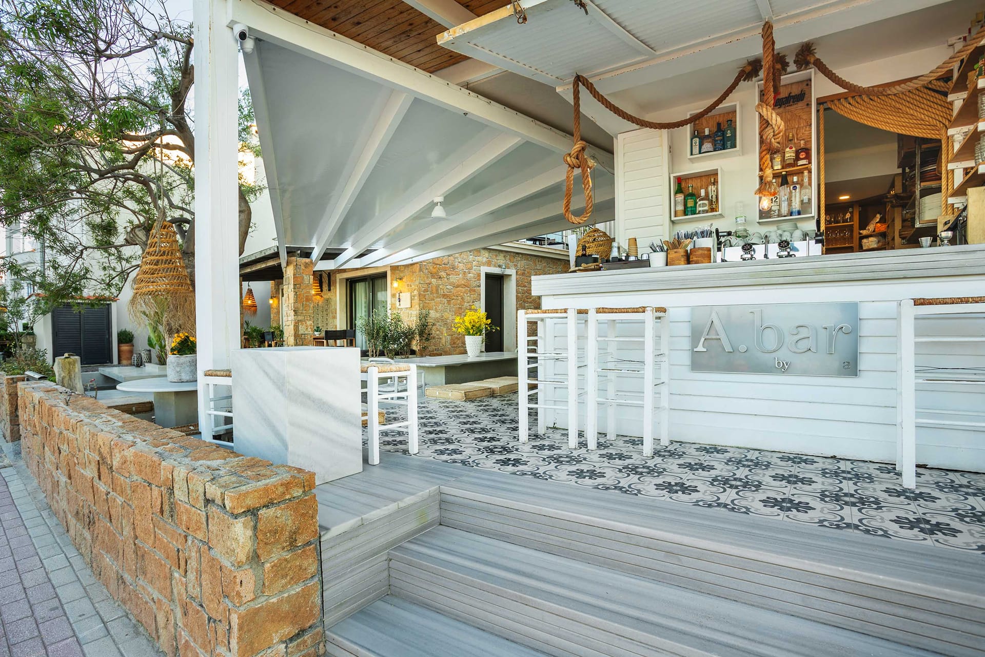 Adriana Beach bar