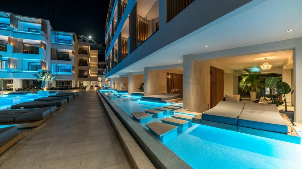 Akasha Beach Hotel & Spa