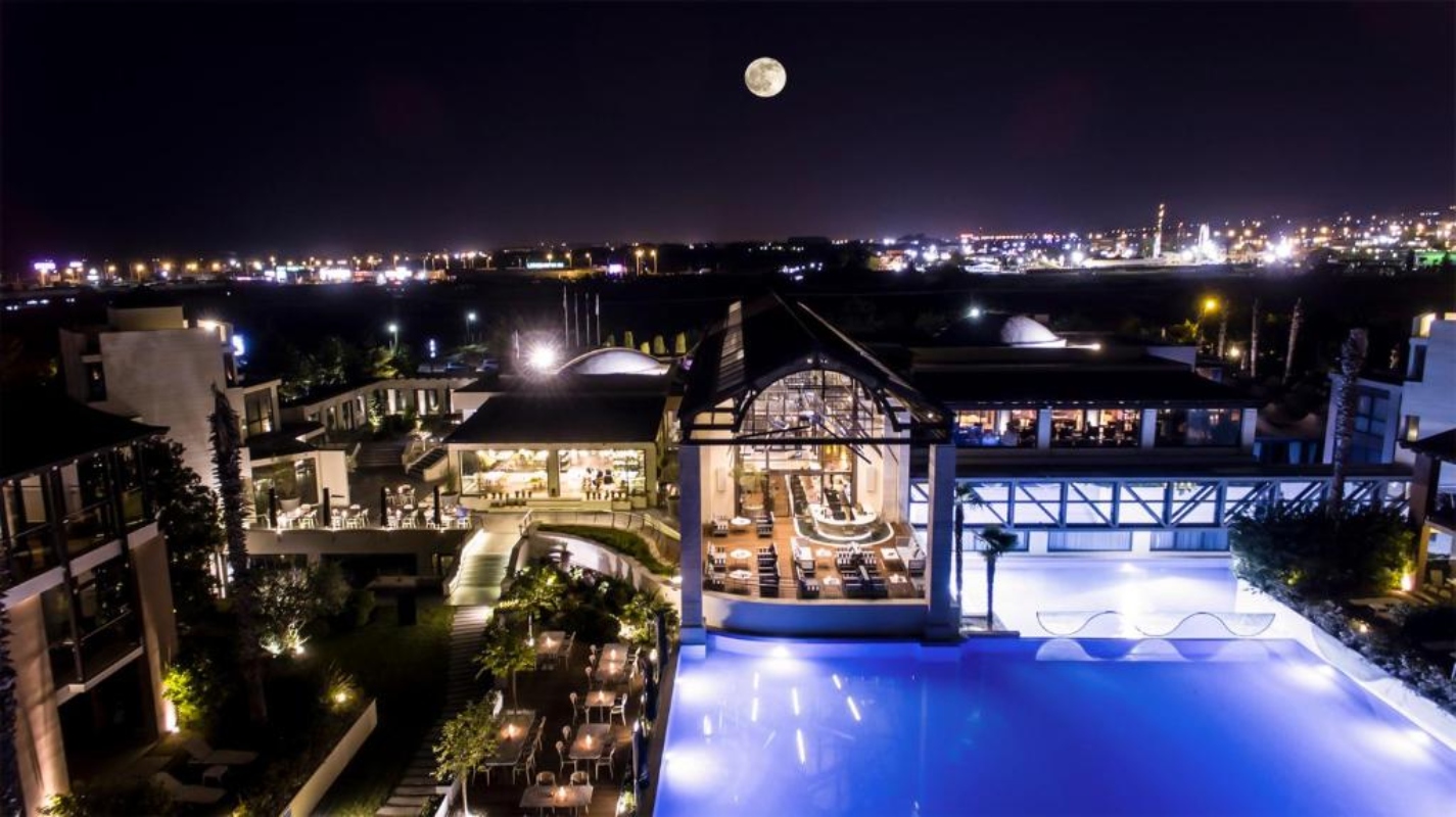 Hotel Nikopolis spoljni izgled.jpg