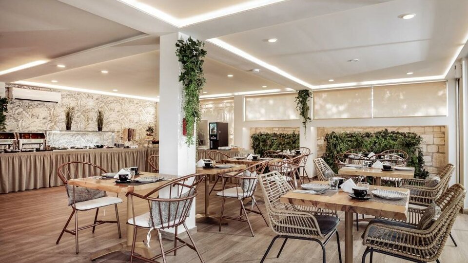 Aeolos Boutique Hotel & Suites izgled restorana