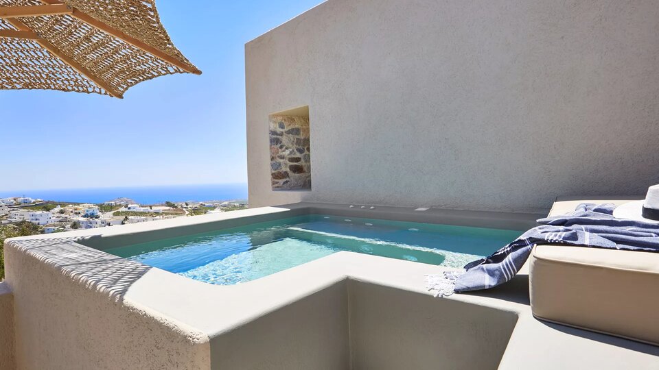 Aeon Suites Santorini đakuzi