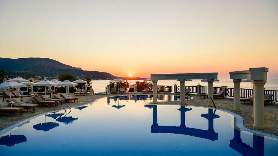 Alexander Beach Hotel&Village Resort bazen 