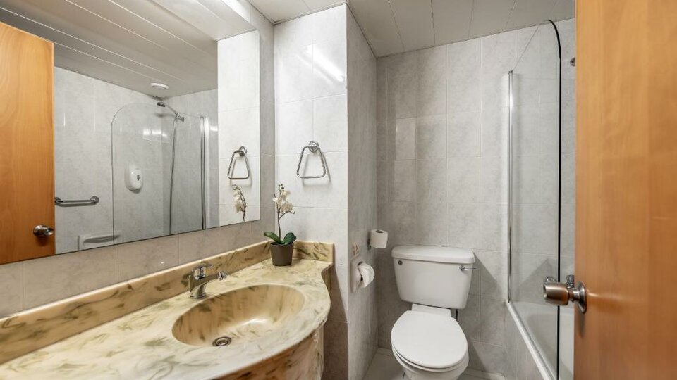 Antigoni Hotel Protaras kupatilo