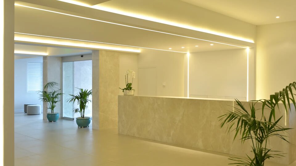 Sunrise Gardens recepcija