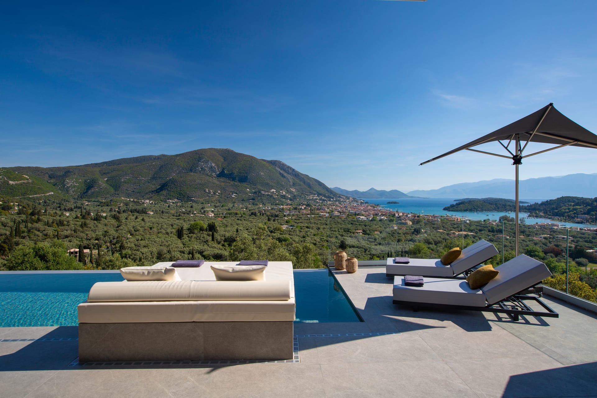 Pothos | Afroditi Villas Collection