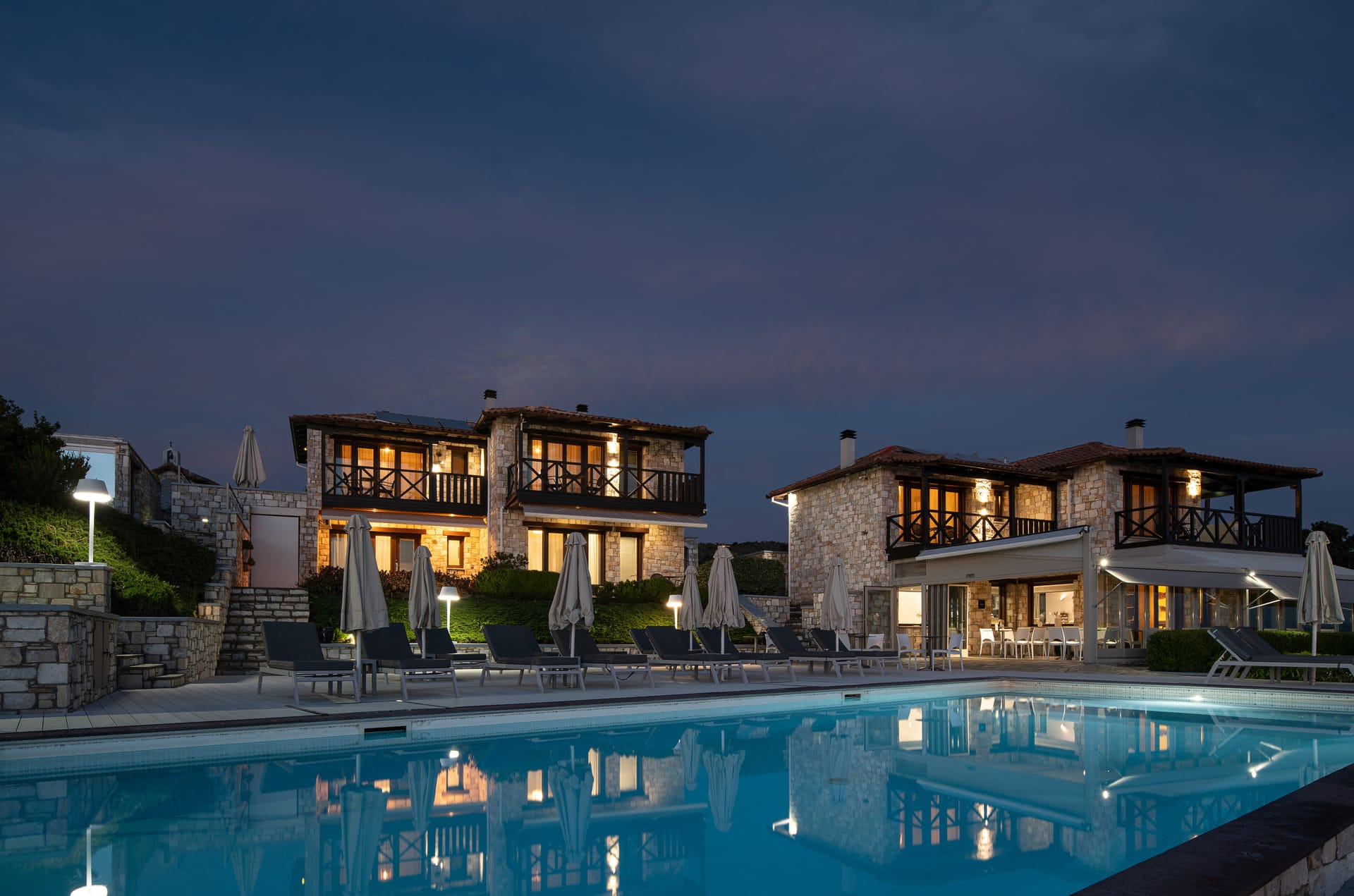 Karavia Lux Inn