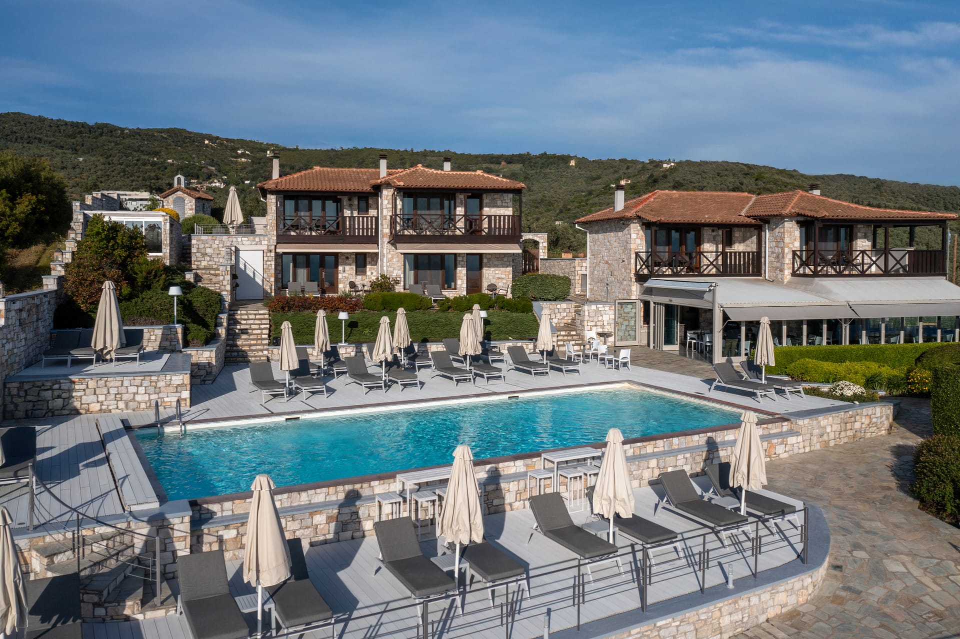 Karavia Lux Inn