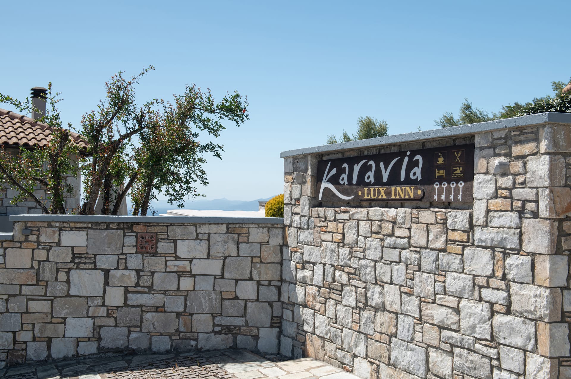 Karavia Lux Inn