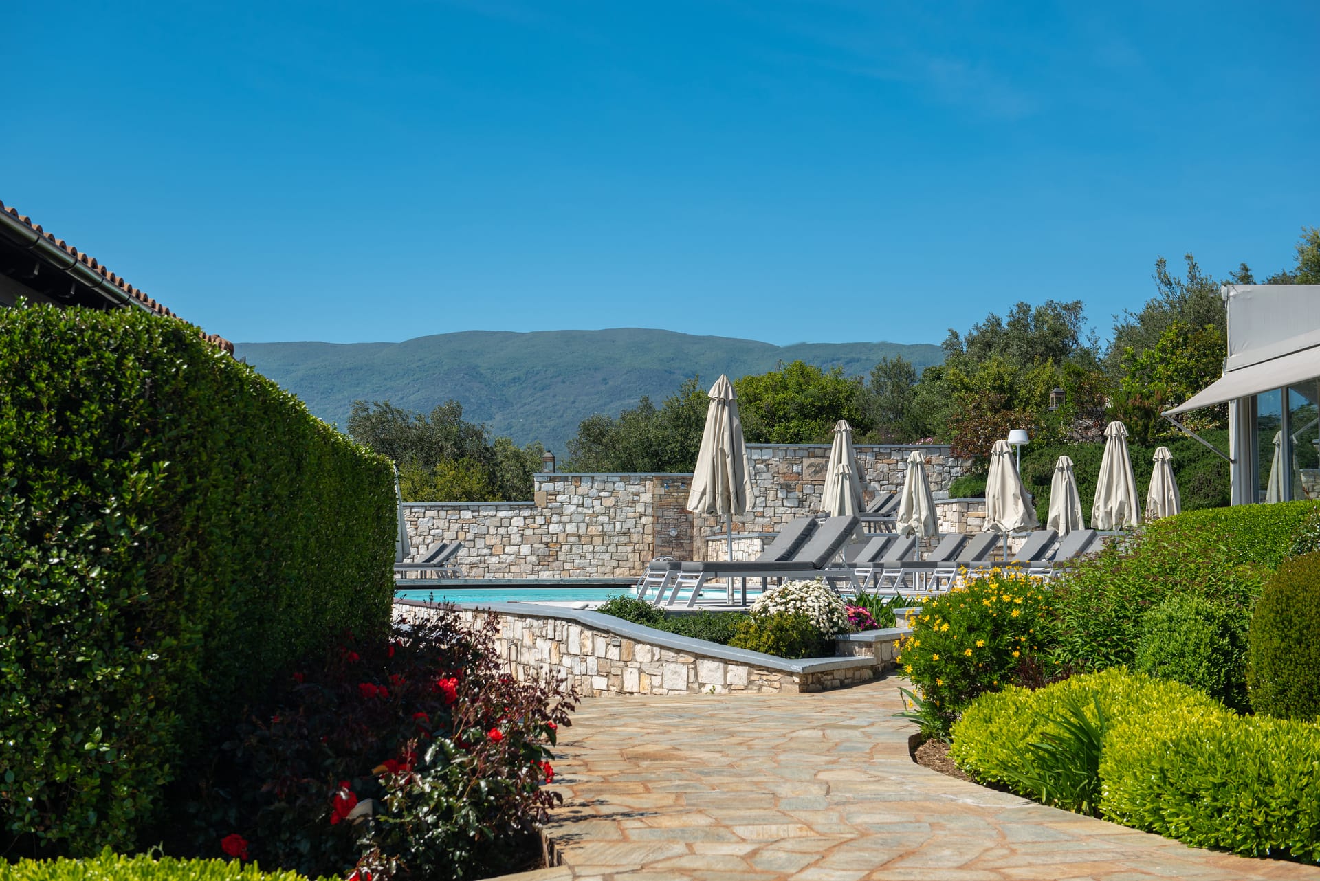 Karavia Lux Inn
