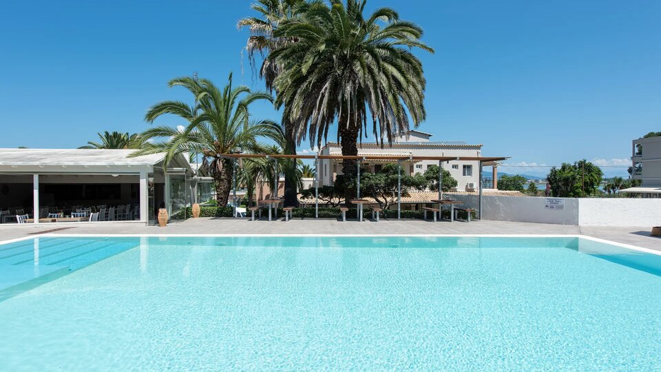 Anita Hotel Corfu bazen